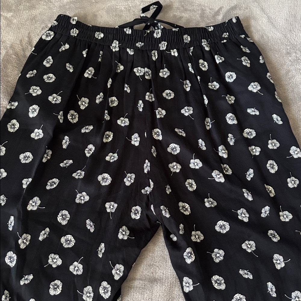 Talbots Twill Black Flower Deco Button Down Top Wide leg Pant Set Size XLp - Picture 4 of 16